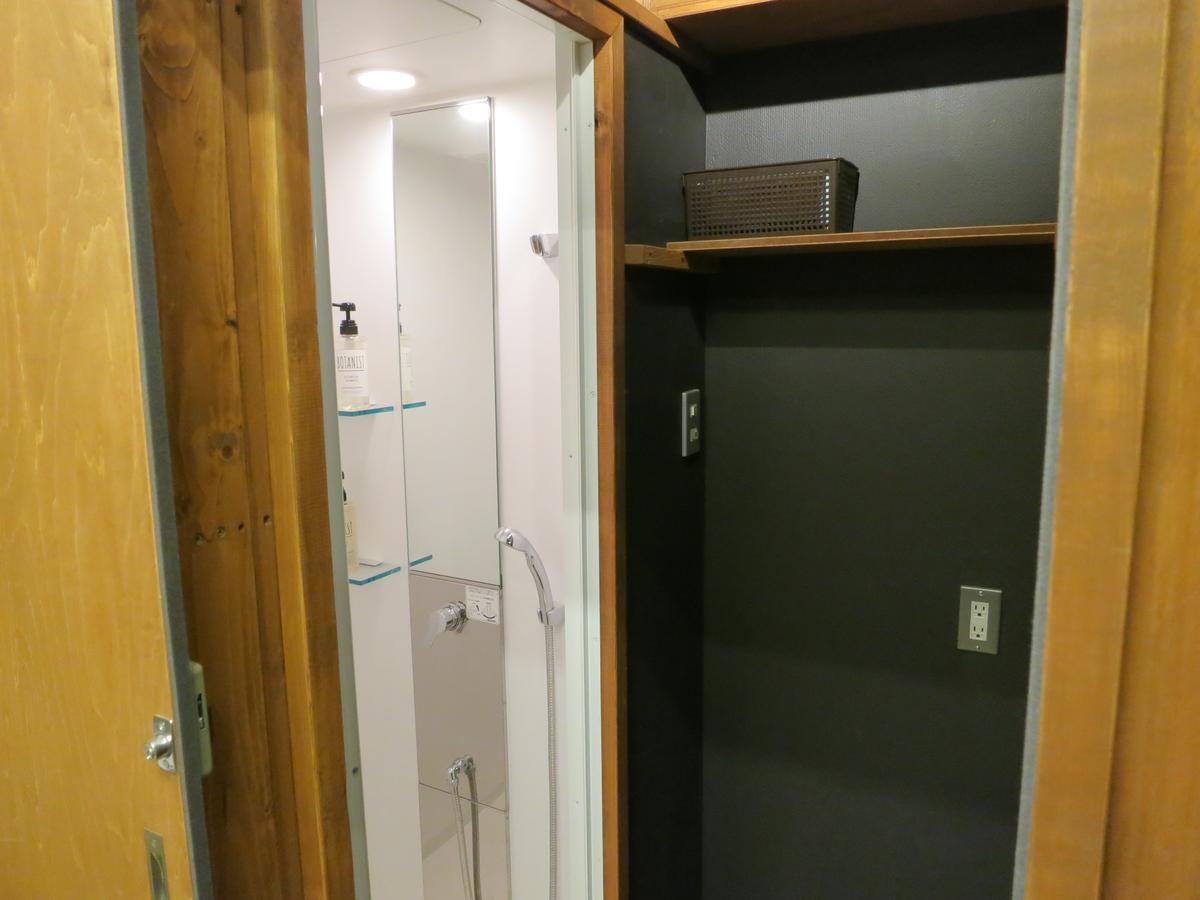 Bunk Bed in Mixed Dormitory Room